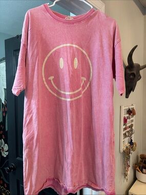 Easel Pink Smiley Graphic Kids Tee Dress - Unbranded